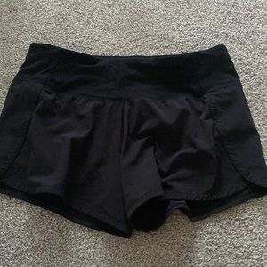 Black lululemon shorts size 4